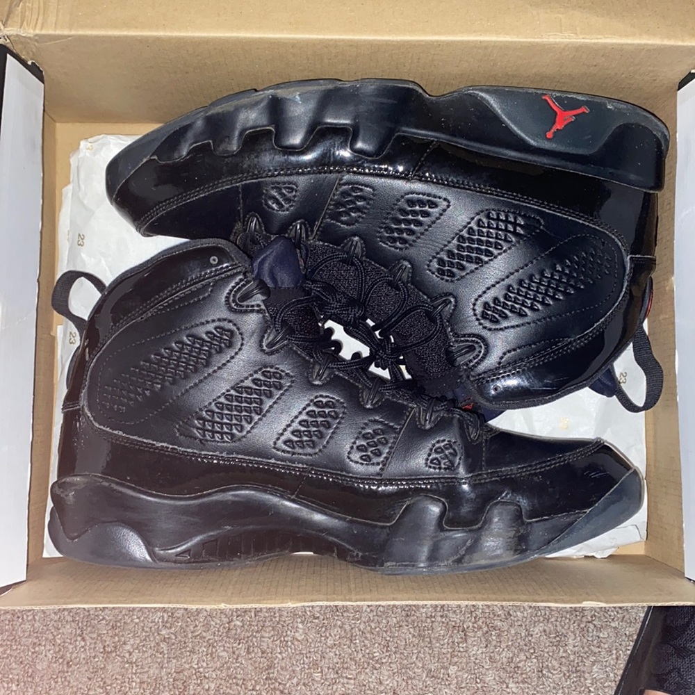 Size 12 Jordan retro 9 bread